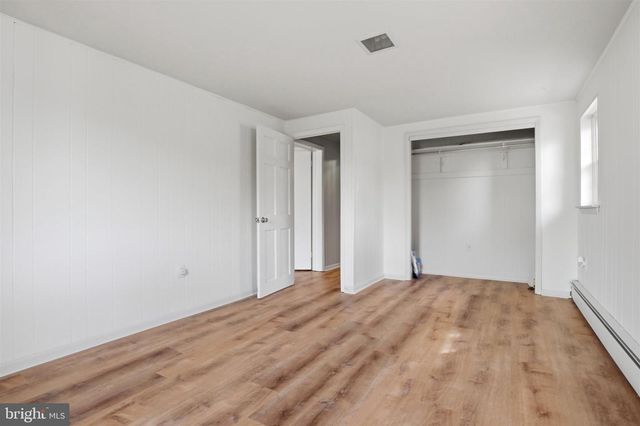 157 BLUE JAY RD, Chalfont, PA 18914