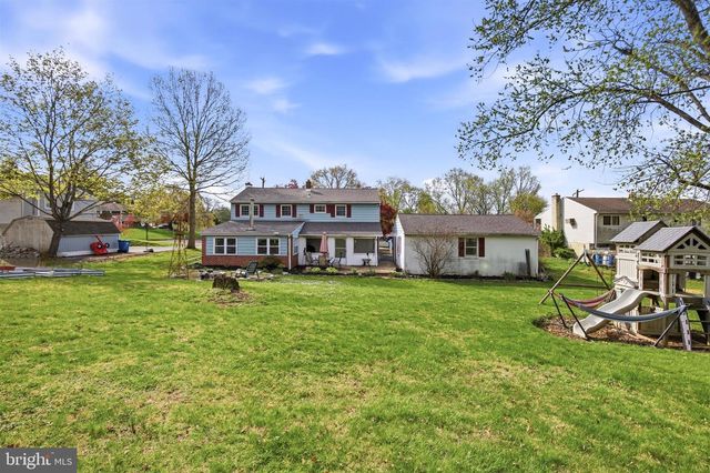 157 BLUE JAY RD, Chalfont, PA 18914