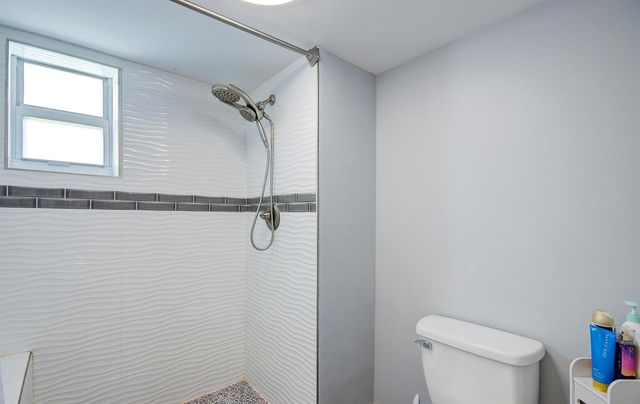 6698 10th Avenue N 109, Lake Worth, FL 33467
