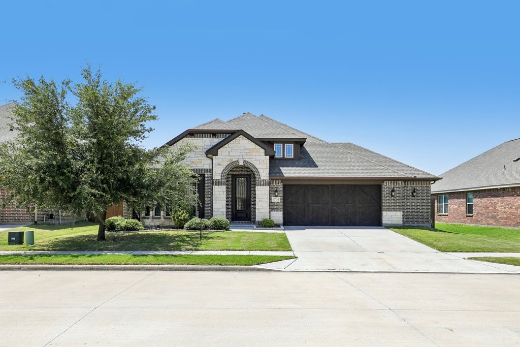 1704 Emma Pearl Lane, Little Elm, TX 75068