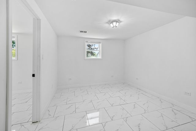 8920 Fairway Drive, Orland Park, IL 60462