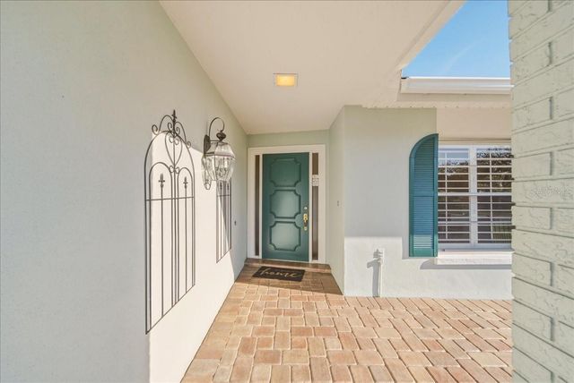 4140 EASTWOOD DRIVE, Sarasota, FL 34232