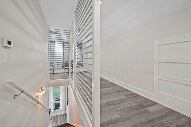 10082 Swanson Rd, Port Allen, LA 70767