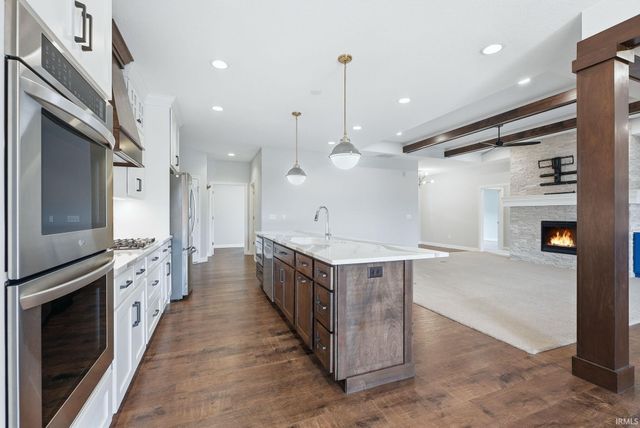 2877 Leon Cove, Fort Wayne, IN 46845