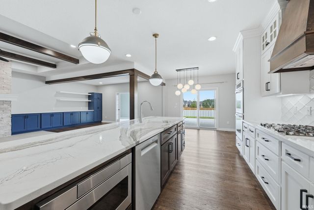 2877 Leon Cove, Fort Wayne, IN 46845