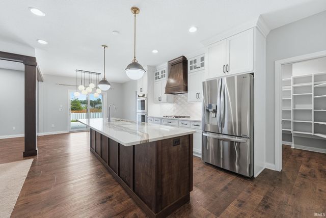 2877 Leon Cove, Fort Wayne, IN 46845