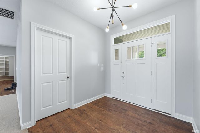 2877 Leon Cove, Fort Wayne, IN 46845