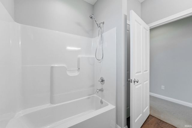 2877 Leon Cove, Fort Wayne, IN 46845