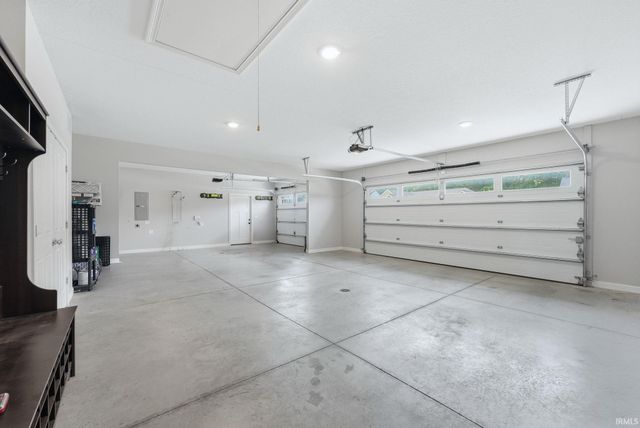 2877 Leon Cove, Fort Wayne, IN 46845