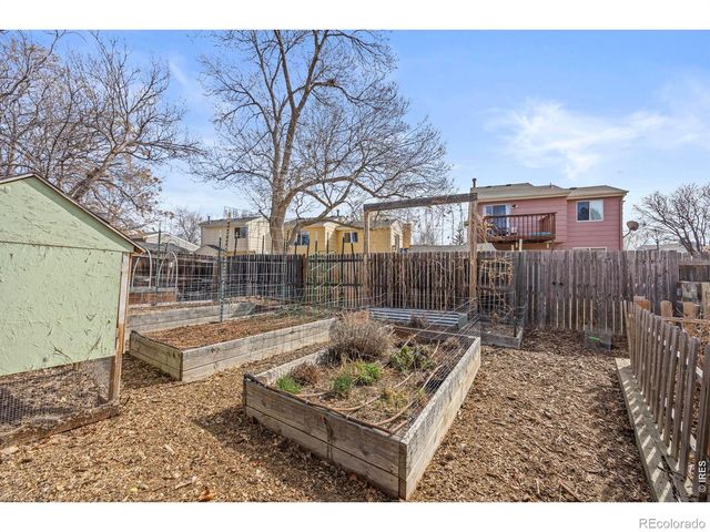 1816 Rice Street, Longmont, CO 80501