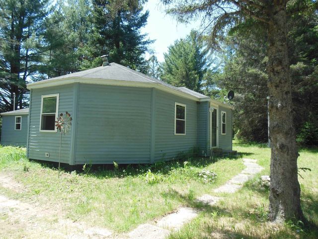 8870 E Townline Lake Road, Harrison, MI 48625