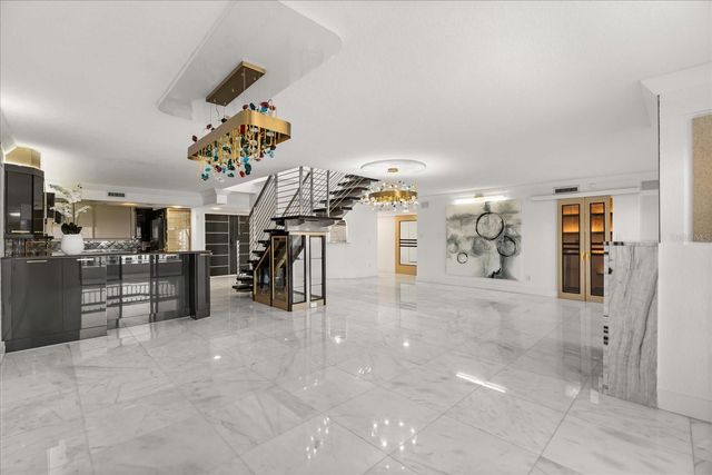 530 E CENTRAL BOULEVARD 1901, Orlando, FL 32801