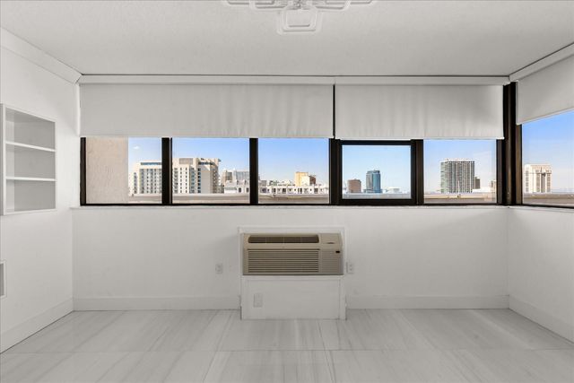 530 E CENTRAL BOULEVARD 1901, Orlando, FL 32801