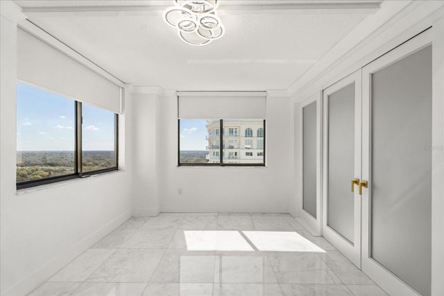 530 E CENTRAL BOULEVARD 1901, Orlando, FL 32801