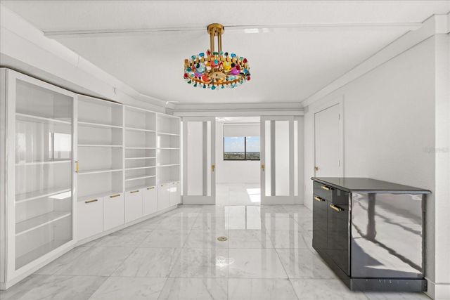 530 E CENTRAL BOULEVARD 1901, Orlando, FL 32801