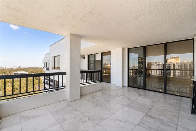 530 E CENTRAL BOULEVARD 1901, Orlando, FL 32801