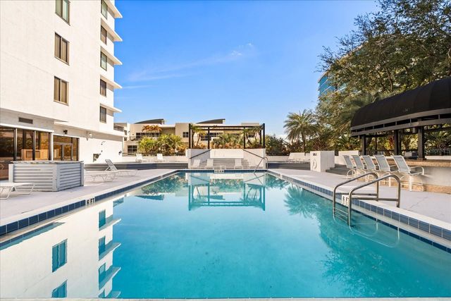 530 E CENTRAL BOULEVARD 1901, Orlando, FL 32801