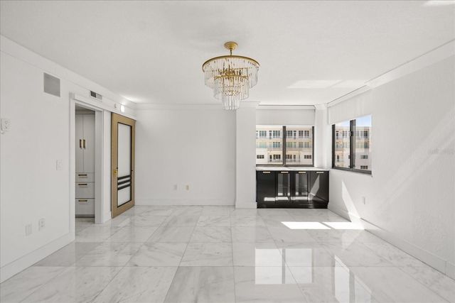 530 E CENTRAL BOULEVARD 1901, Orlando, FL 32801