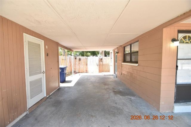 4414 W WYOMING AVENUE, Tampa, FL 33616