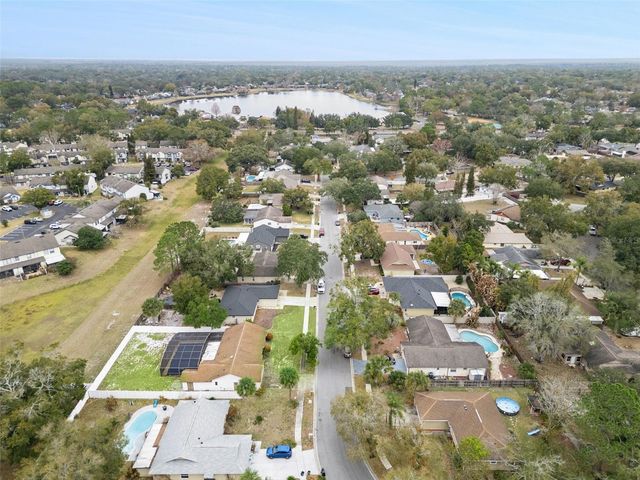 2911 AUTUMNWOOD TRAIL, Apopka, FL 32703
