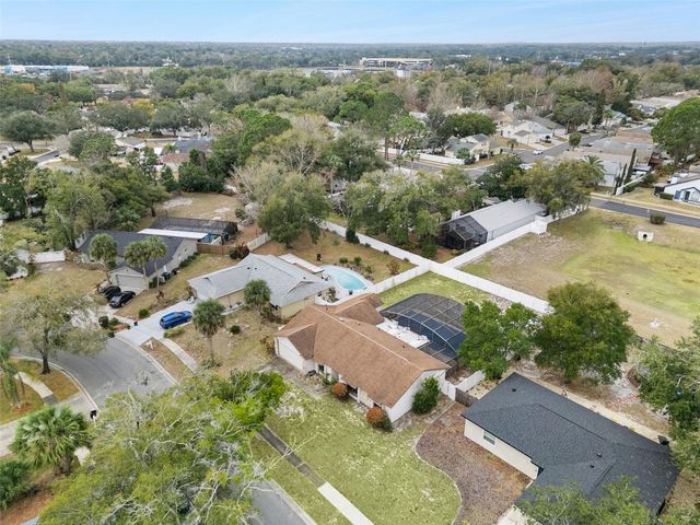 2911 AUTUMNWOOD TRAIL, Apopka, FL 32703