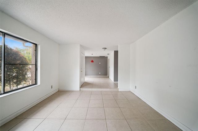 2911 AUTUMNWOOD TRAIL, Apopka, FL 32703