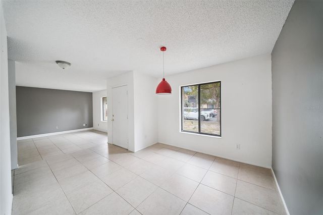 2911 AUTUMNWOOD TRAIL, Apopka, FL 32703