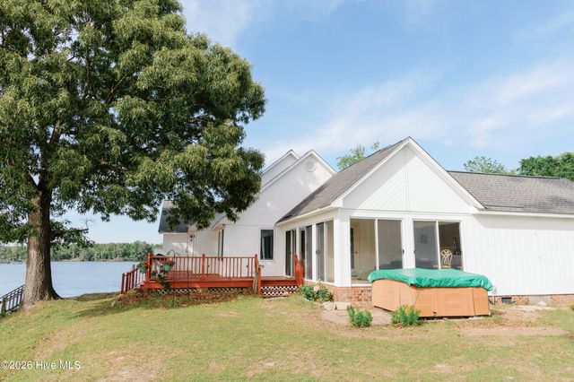 674 Brooks Road, Bath, NC 27808