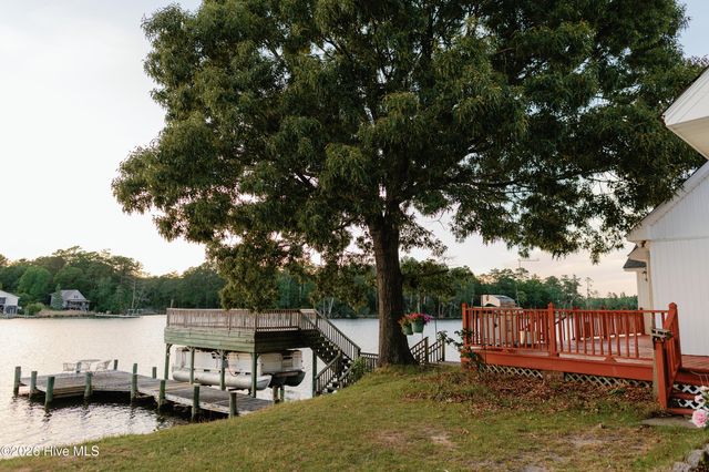674 Brooks Road, Bath, NC 27808