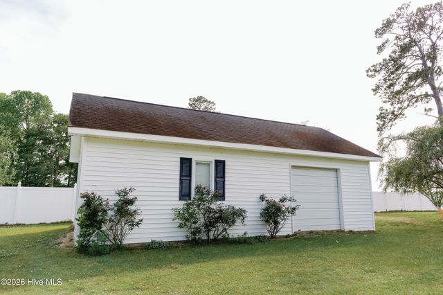 674 Brooks Road, Bath, NC 27808