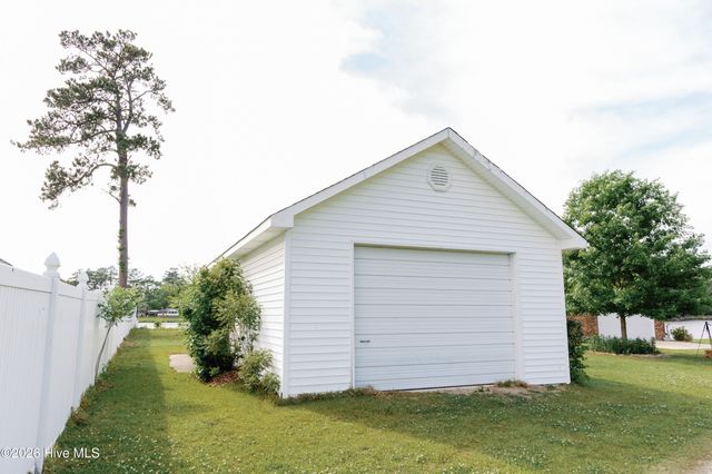 674 Brooks Road, Bath, NC 27808