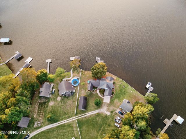 674 Brooks Road, Bath, NC 27808