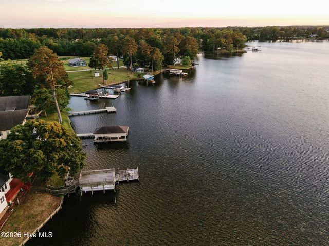674 Brooks Road, Bath, NC 27808