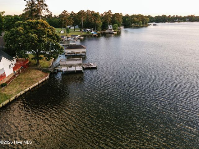 674 Brooks Road, Bath, NC 27808