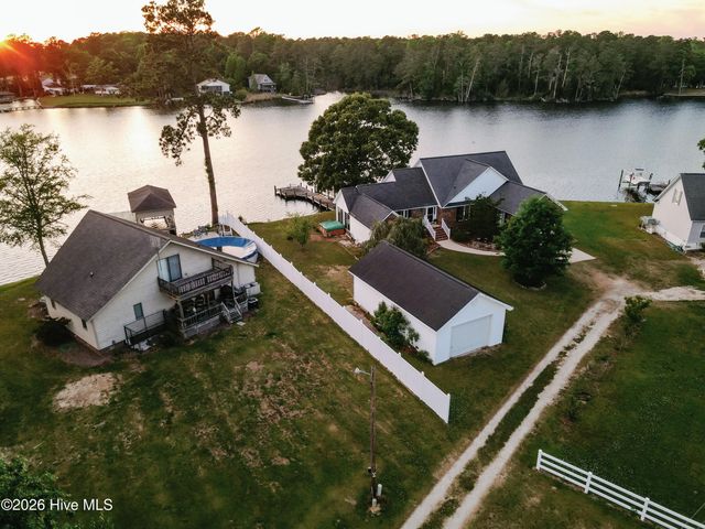 674 Brooks Road, Bath, NC 27808