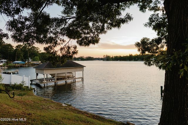 674 Brooks Road, Bath, NC 27808
