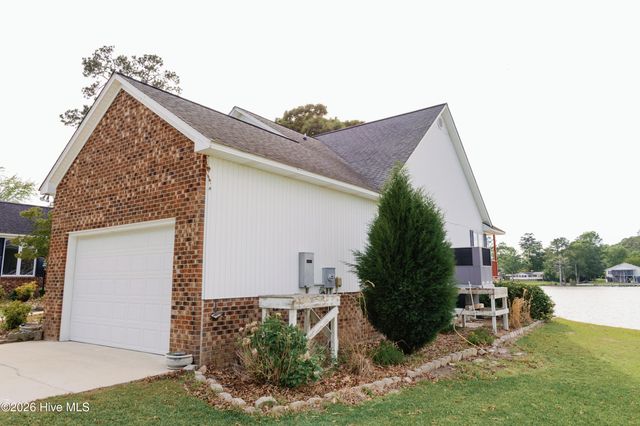 674 Brooks Road, Bath, NC 27808