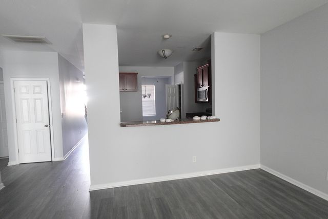 213 Medford Drive, Summerville, SC 29485