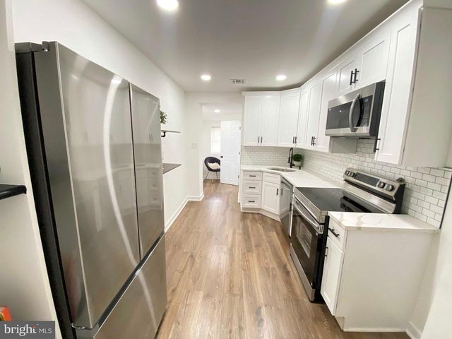 2052 E RUSH ST, Philadelphia, PA 19134