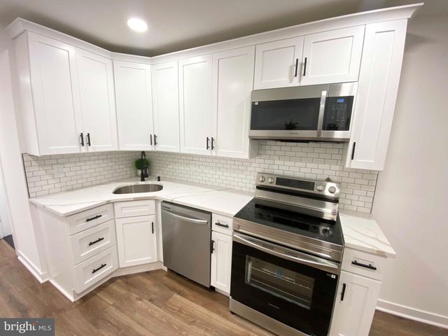 2052 E RUSH ST, Philadelphia, PA 19134