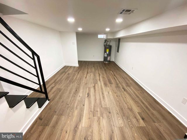 2052 E RUSH ST, Philadelphia, PA 19134