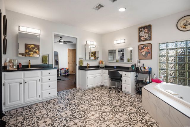 1406 Lester Lane, Trumann, AR 72472