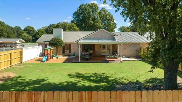 1406 Lester Lane, Trumann, AR 72472