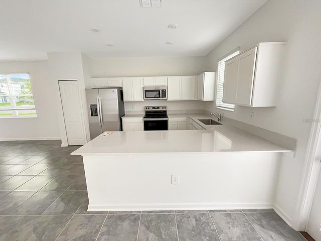 218 NINE IRON DRIVE, Davenport, FL 33896