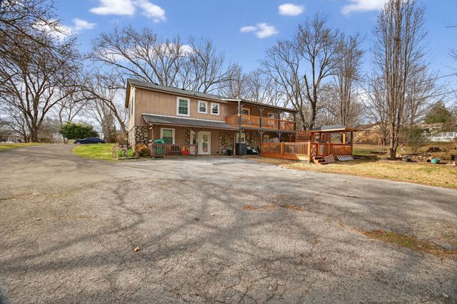 3213 Haney Dr, Cookeville, TN 38506