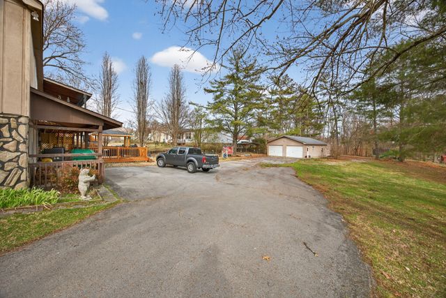 3213 Haney Dr, Cookeville, TN 38506