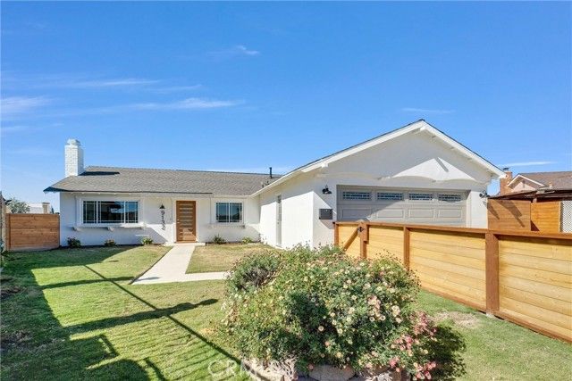 9132 Dickens, Westminster, CA 92683