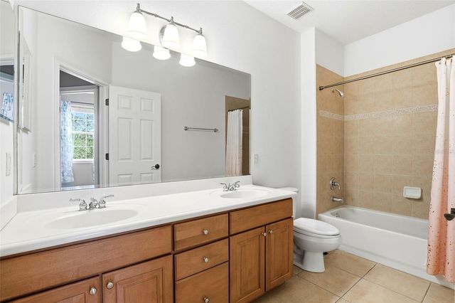 2479 FLOWERING DOGWOOD DRIVE, Orlando, FL 32828