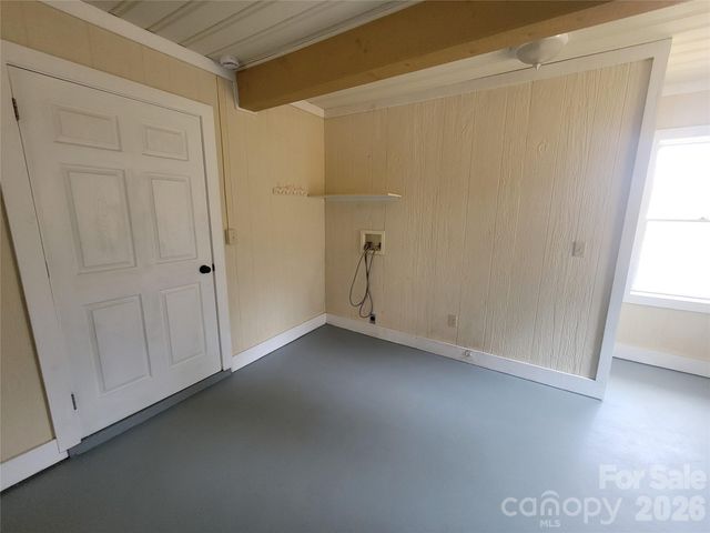 67 Fairlane Drive, Waynesville, NC 28786