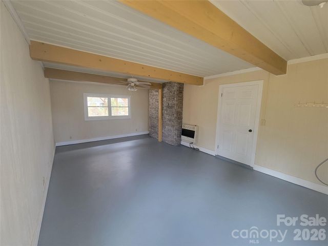 67 Fairlane Drive, Waynesville, NC 28786